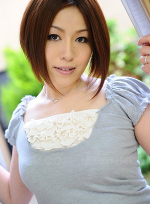 Cute Woman Hiromi Tominaga,